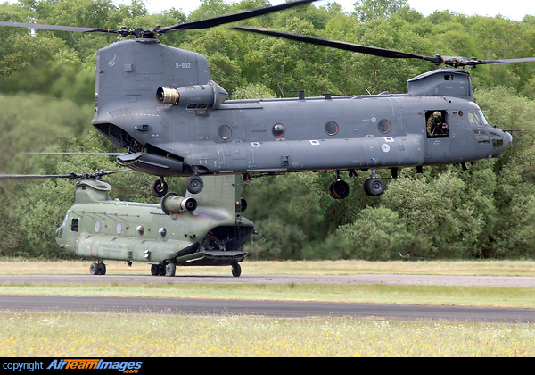 One of the new CH-47Fs of the RNLAF Boeing CH-47F Chinook