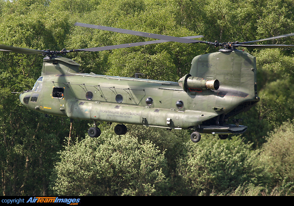 Boeing CH-47D Chinook