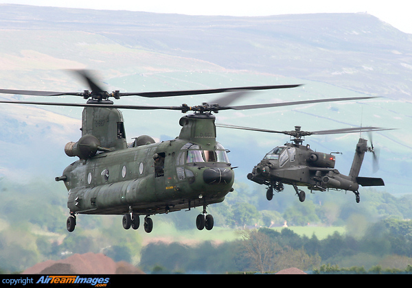 Boeing CH-47D Chinook Boeing CH-47D Chinook