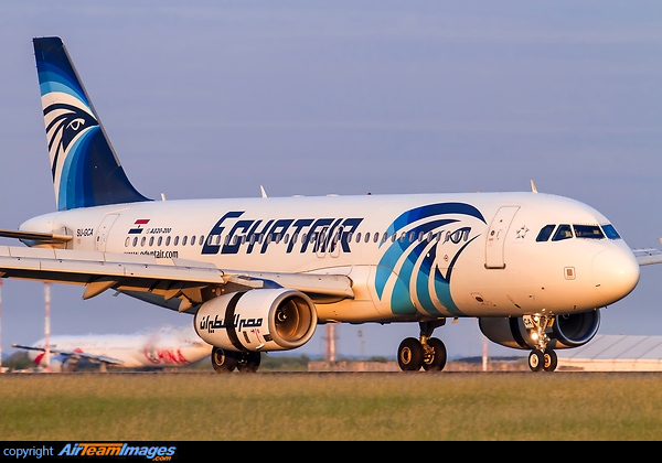 Airbus A320-232 Airbus A320-232