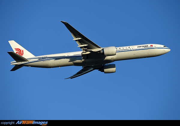 Boeing 777-39L/ER Boeing 777-39L/ER
