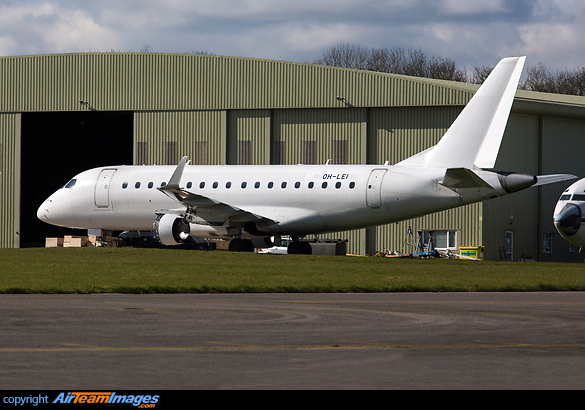 Former Finnair Embraer ERJ-170 aircraft being scrapped. Embraer ERJ-170LR
