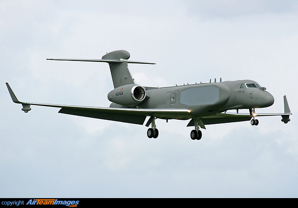 Gulfstream G550CAEW, N554GA, is the second such aircraft for the Italian Air Force. Seen passing through Shannon on its way to Tel Aviv prior delivery. Gulfstream G550AEW