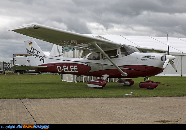 Cessna 172S Skyhawk Cessna 172S Skyhawk