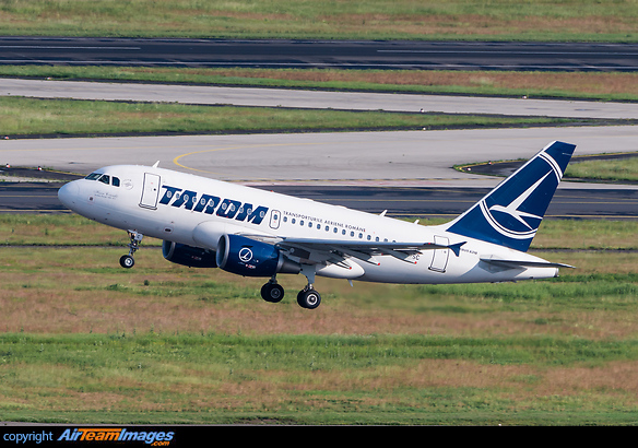 Airbus A318-111 Airbus A318-111