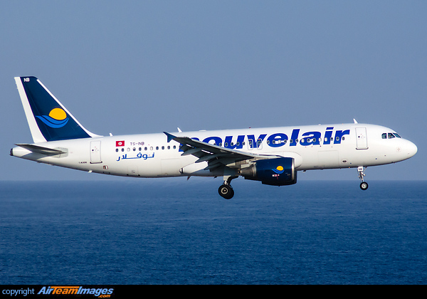 Airbus A320-214 Airbus A320-214