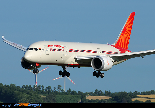 Boeing 787-8 Dreamliner Boeing 787-8 Dreamliner