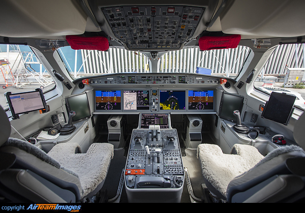 Bombardier CS100 Bombardier CS100
