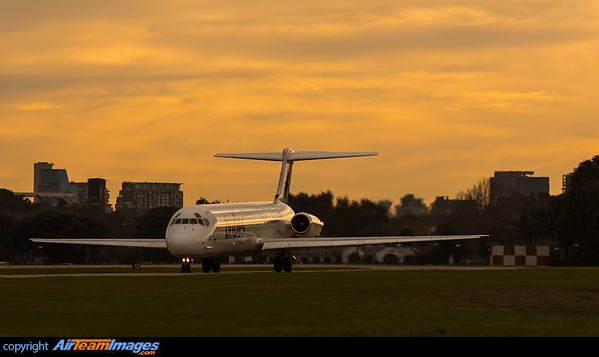 McDonnell Douglas MD-83 McDonnell Douglas MD-83