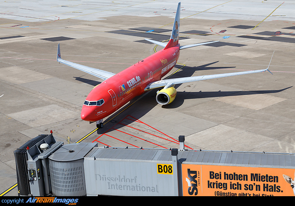 Boeing 737-8K5 Boeing 737-8K5