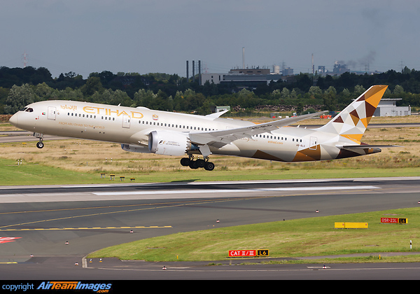 Boeing 787-9 Dreamliner Boeing 787-9 Dreamliner