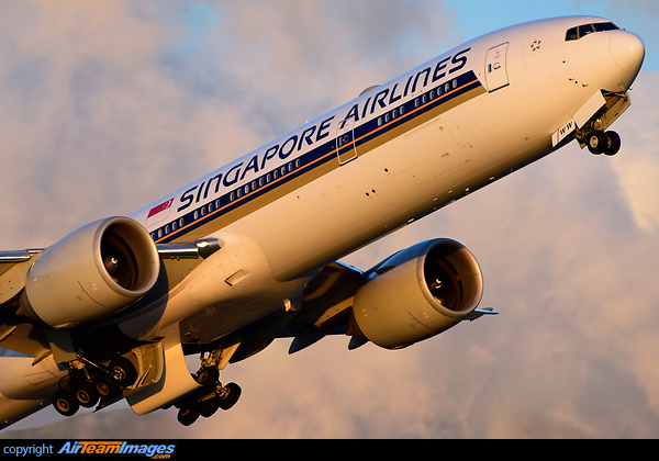 Boeing 777-312/ER Boeing 777-312/ER