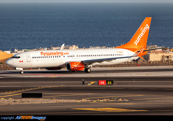 Flying on behalf of Thomson. Boeing 737-86Q