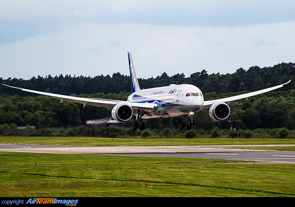 Boeing 787-9 Dreamliner Boeing 787-9 Dreamliner