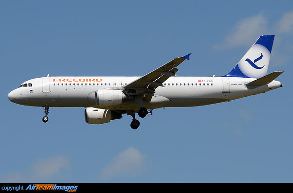 Airbus A320-214 Airbus A320-214