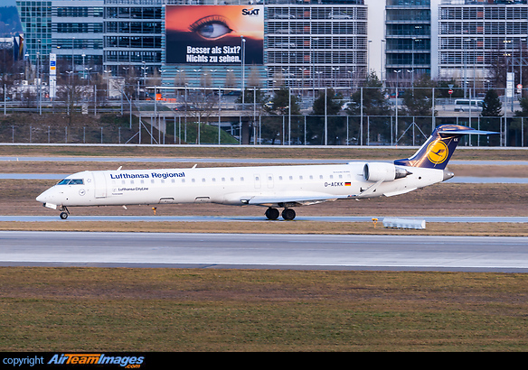 Bombardier CRJ-900LR Bombardier CRJ-900LR