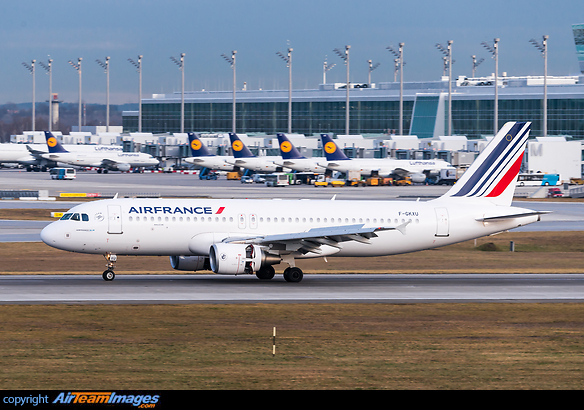 Airbus A320-214 Airbus A320-214