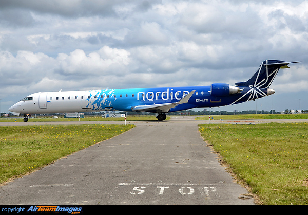 Bombardier CRJ-900LR Bombardier CRJ-900LR