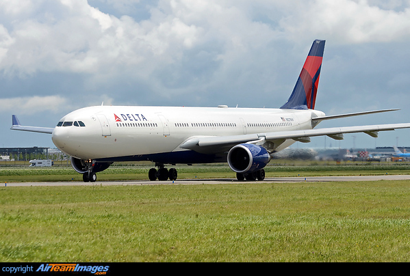 Airbus A330-302 Airbus A330-302