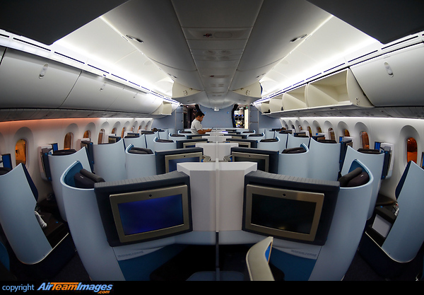 KLM Boeing 787-9 Business Class Boeing 787-9 Dreamliner