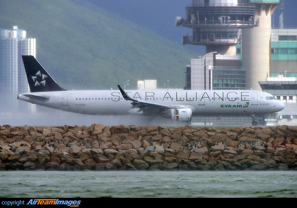 Airbus A321-211 Airbus A321-211