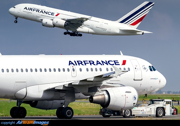 Airbus A318-111 Airbus A318-111