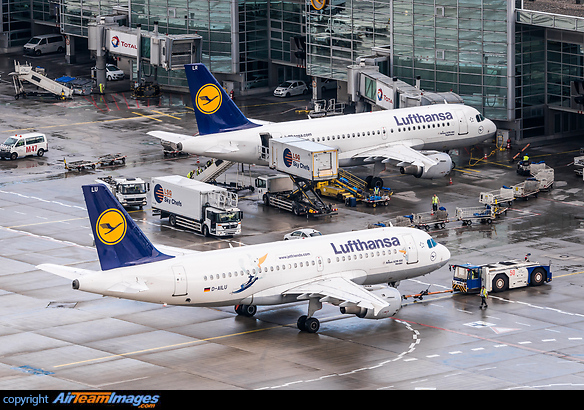 Airbus A319-114 Airbus A319-114