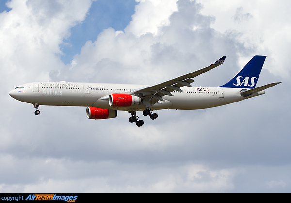 Airbus A330-343 Airbus A330-343