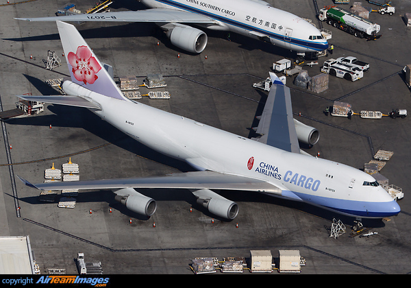 Boeing 747-409F/SCD Boeing 747-409F/SCD