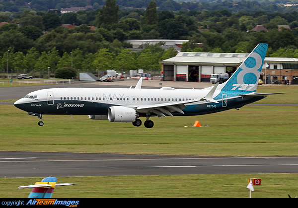 Boeing 737-8 MAX Boeing 737-8 MAX