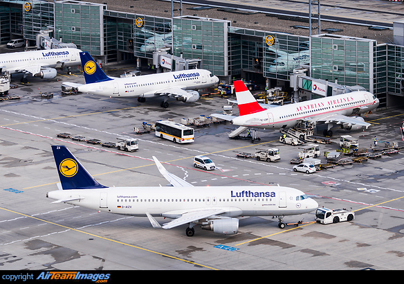 Airbus A320-214 Airbus A320-214