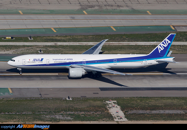 Boeing 777-381/ER Boeing 777-381/ER