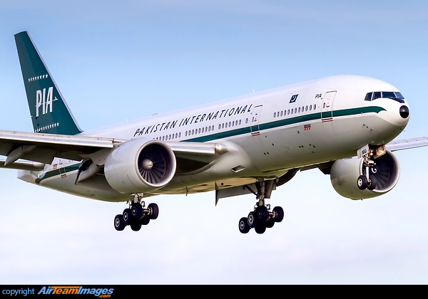 Boeing 777-2Q8/ER Boeing 777-2Q8/ER