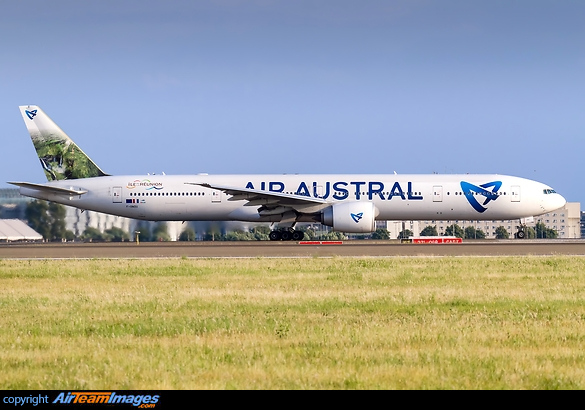 Boeing 777-3Q8/ER Boeing 777-3Q8/ER