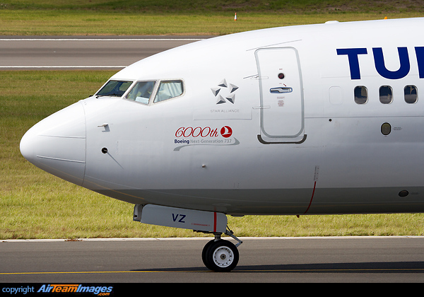 This Boeing 737-800 delivered to Turkish Airlines on 26/07/2016 shows a sticker stating "6000th Boeing Next Generation". Boeing 737-8F2