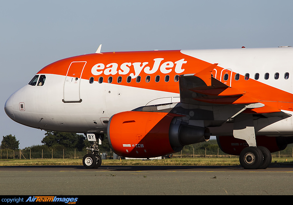 Airbus A319-111 Airbus A319-111