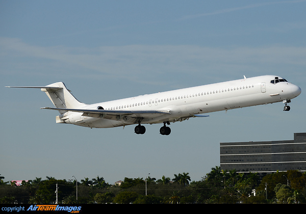 McDonnell Douglas MD-83 McDonnell Douglas MD-83