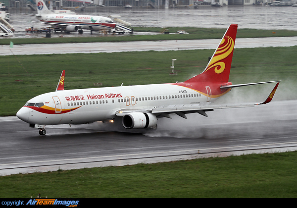Boeing 737-808 Boeing 737-808