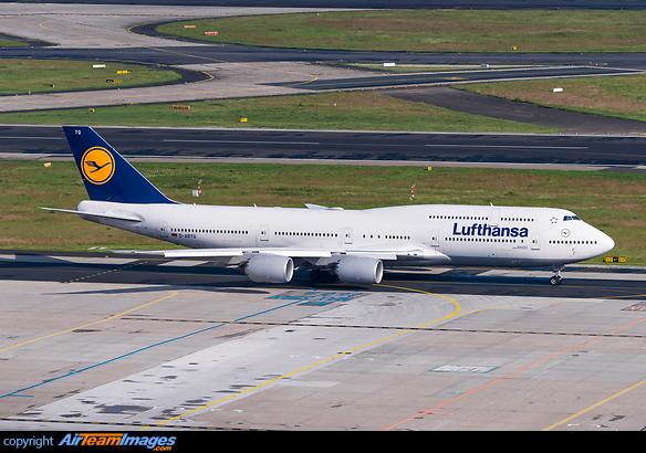Boeing 747-830 Boeing 747-830
