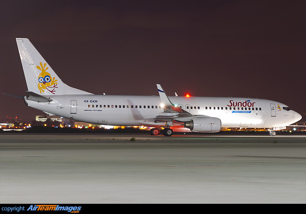 Boeing 737-804 Boeing 737-804