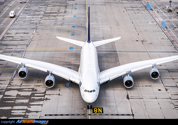 Airbus A380-841 Airbus A380-841
