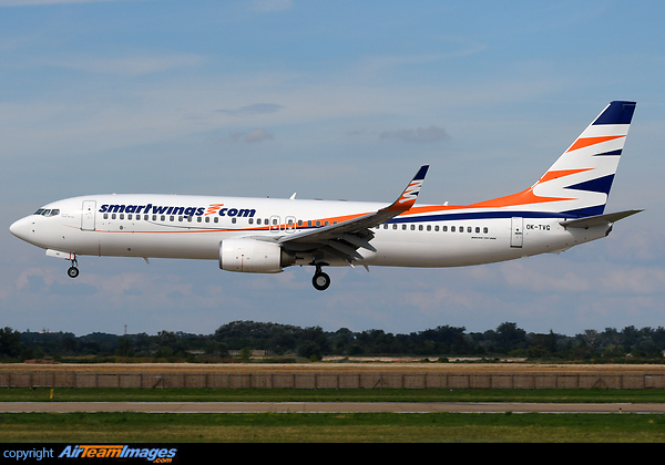 Boeing 737-8Q8 Boeing 737-8Q8