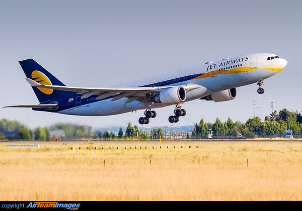 Airbus A330-202 Airbus A330-202