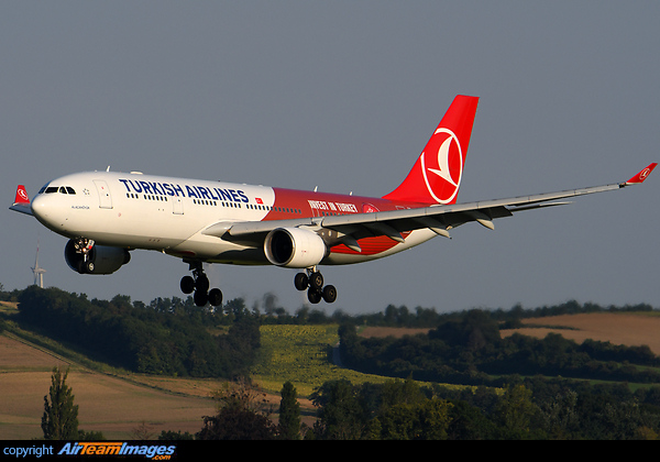 Airbus A330-223 Airbus A330-223