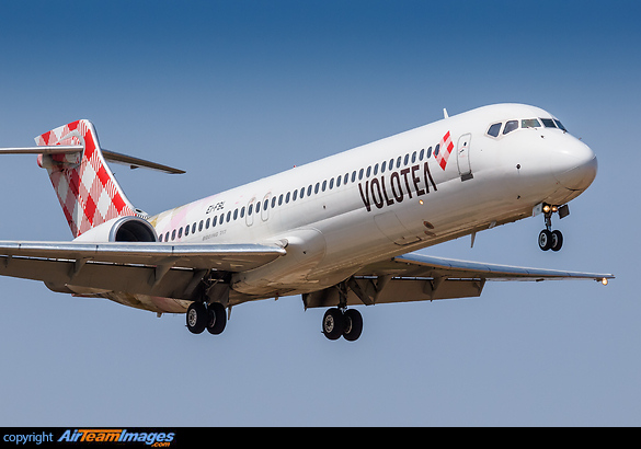 Boeing 717-2BL Boeing 717-2BL