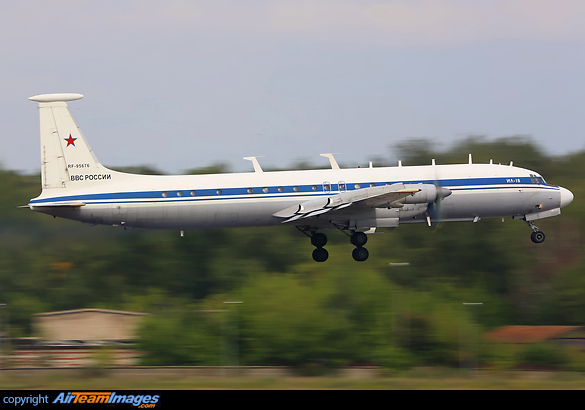 Ilyushin Il-22 Bizon Ilyushin Il-22 Bizon