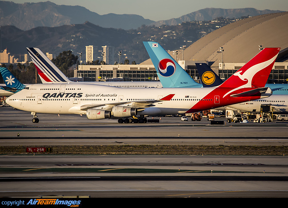 Boeing 747-438 Boeing 747-438