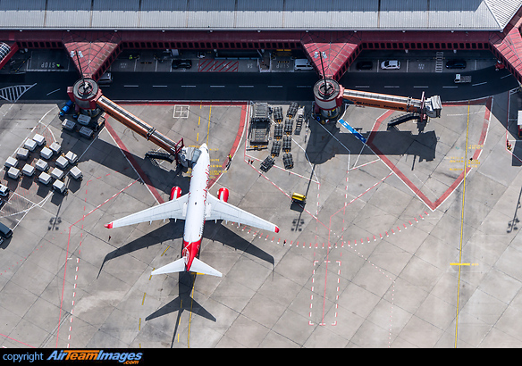 Boeing 737-7K5 Boeing 737-7K5
