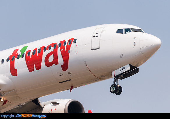 Boeing 737-8KG Boeing 737-8KG