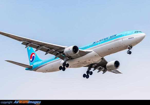 Airbus A330-322 Airbus A330-322